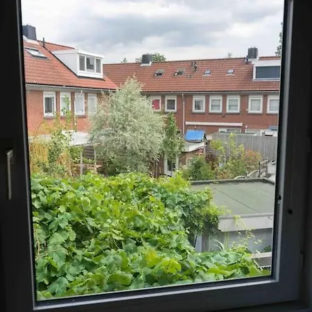 Apartment Stijlvol Familie Huis In Rustige Buurt